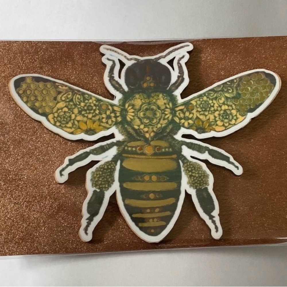 Wood whimsical honey bee magnet hand crafted